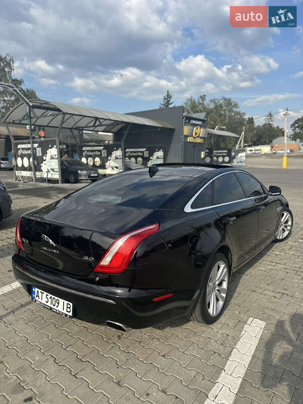 Седан Jaguar XJ 2014 в Ивано-Франковске