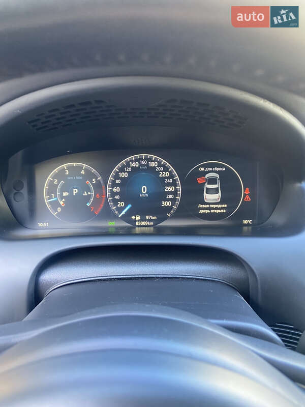 Седан Jaguar XJ 2016 в Львові