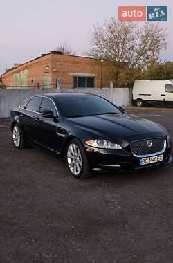 Седан Jaguar XJ 2014 в  фото 9 Седан Jaguar XJ 2014 в