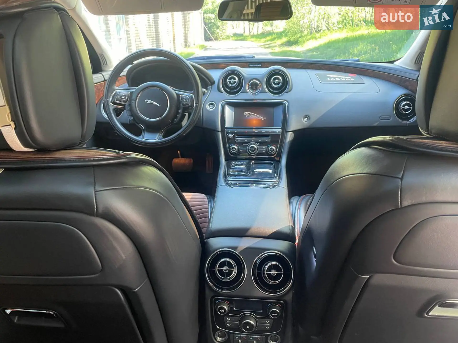 2015 Jaguar XJ - мініатюра 27