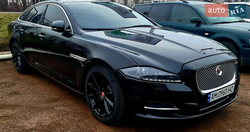 Седан Jaguar XJ 2014 в Житомирі
