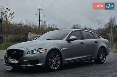 Седан Jaguar XJ 2013 в Львові