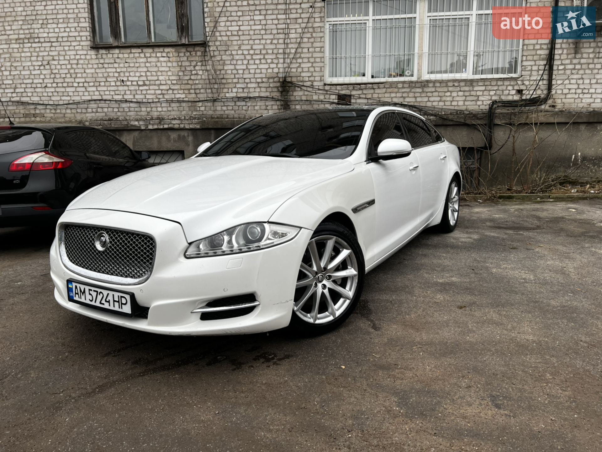 2012 Jaguar XJ - мініатюра 9