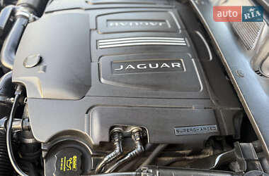 Седан Jaguar XJ 2014 в Борисполі