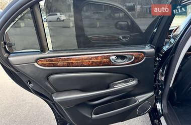 Седан Jaguar XJ 2006 в 
