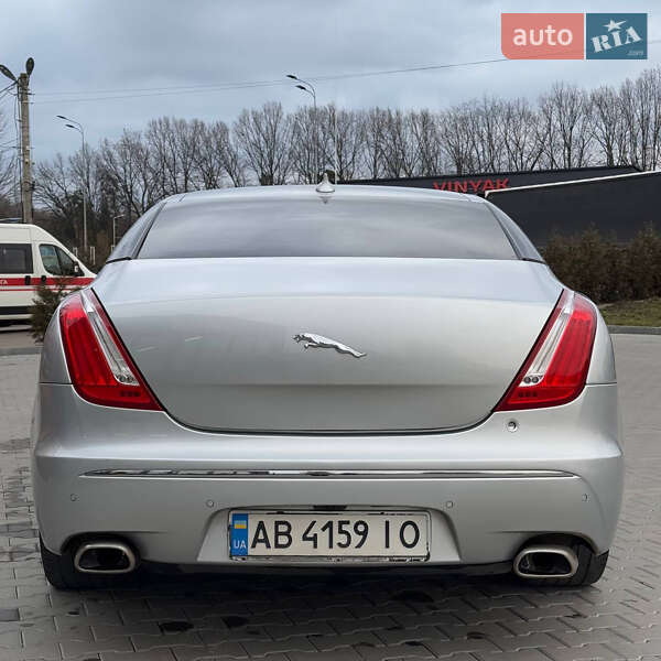 Седан Jaguar XJ 2013 в Вінниці