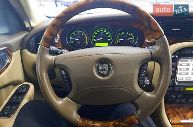 Седан Jaguar XJ 2005 в  фото 6 Седан Jaguar XJ 2005 в