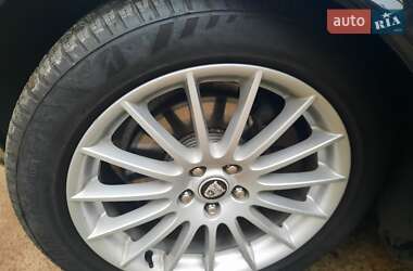 Седан Jaguar XJ 2005 в  фото 29 Седан Jaguar XJ 2005 в