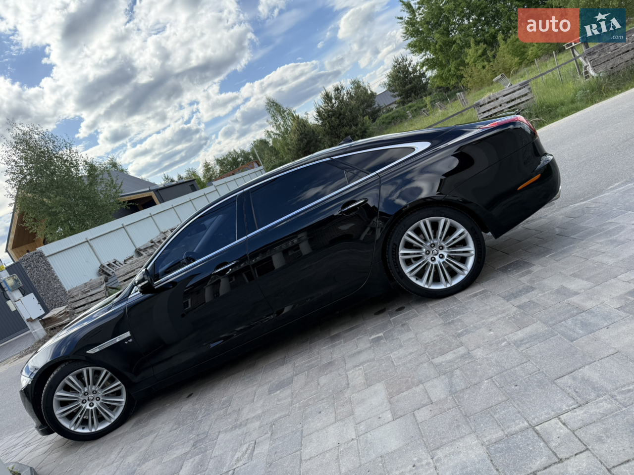 2014 Jaguar XJ - мініатюра 29