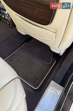 Седан Jaguar XJ 2013 в 