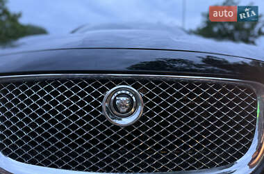 Седан Jaguar XJ 2014 в 