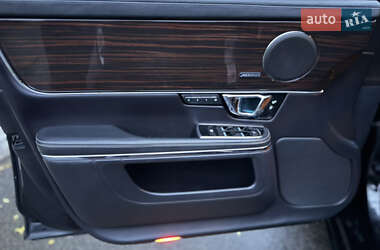 Седан Jaguar XJ 2014 в 