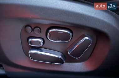 Седан Jaguar XJ 2014 в 