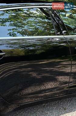 Седан Jaguar XJ 2010 в 
