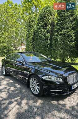 Седан Jaguar XJ 2010 в 