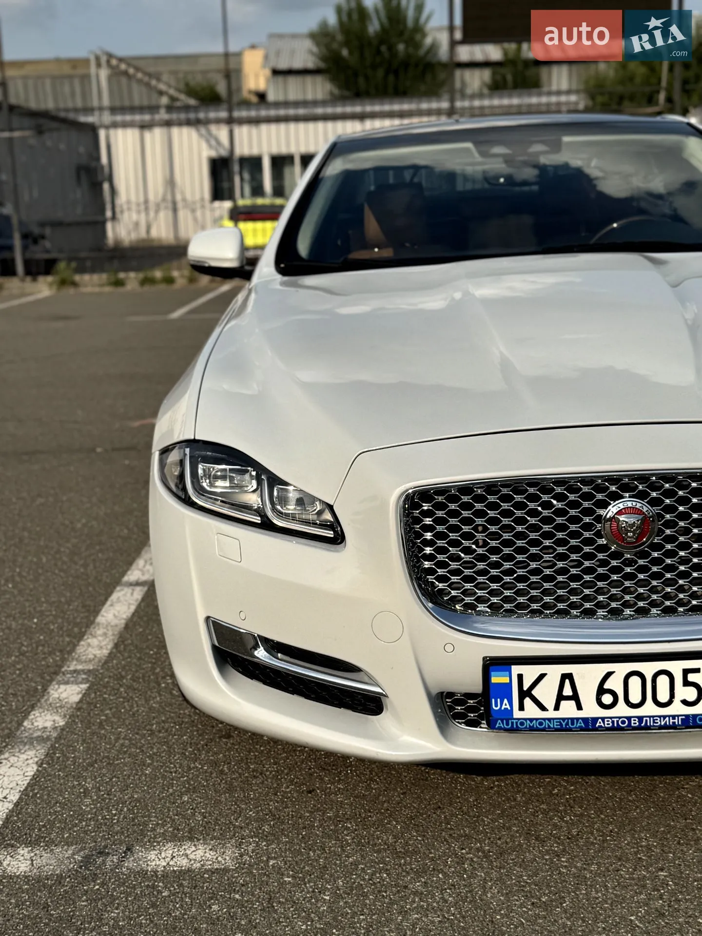 2017 Jaguar XJ - мініатюра 9