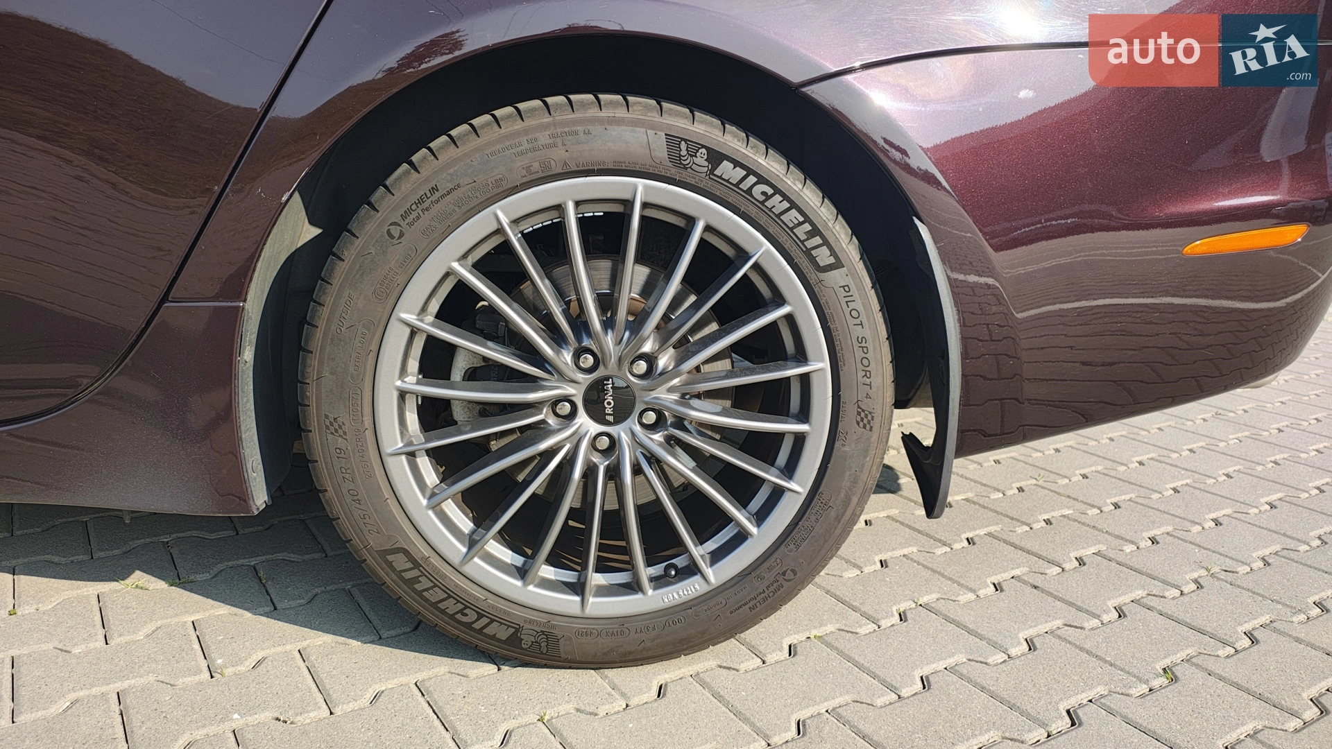 2013 Jaguar XJ - мініатюра 32
