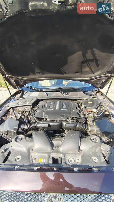 Седан Jaguar XJ 2013 в Киеве фото 43 Седан Jaguar XJ 2013 в Киеве