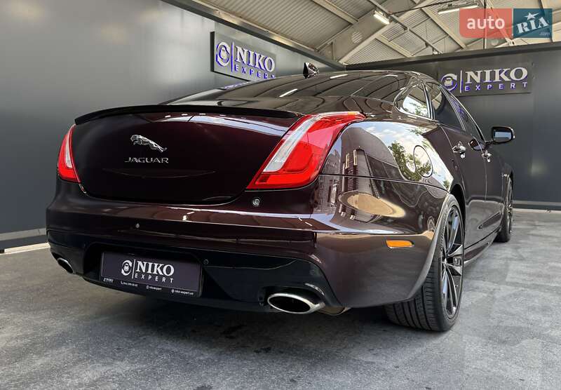 Седан Jaguar XJ 2016 в Киеве