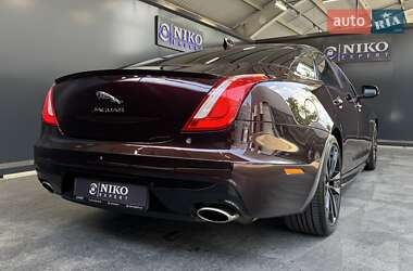 Седан Jaguar XJ 2016 в 