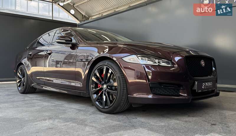 Седан Jaguar XJ 2016 в Киеве
