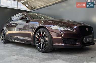 Седан Jaguar XJ 2016 в 