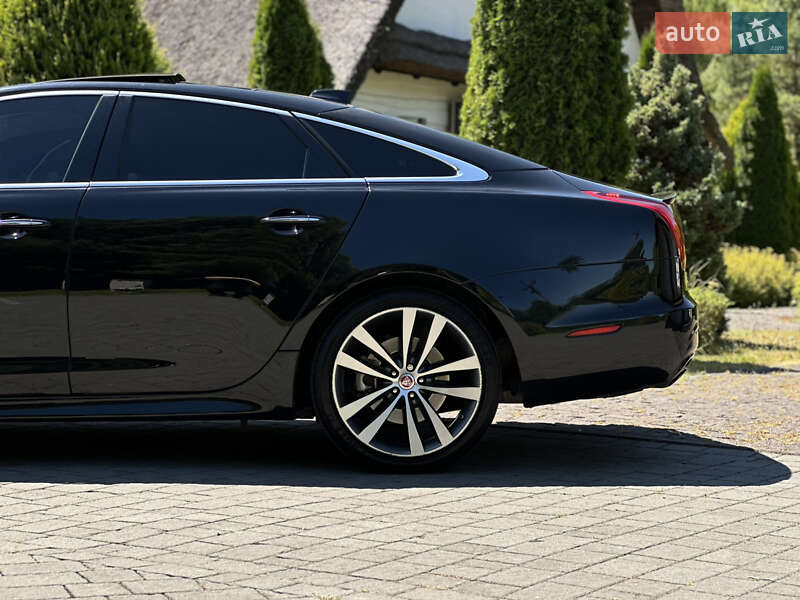 Седан Jaguar XJ 2017 в Івано-Франківську