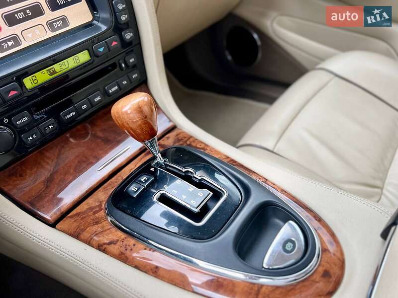 Седан Jaguar XJ 2007 в Киеве