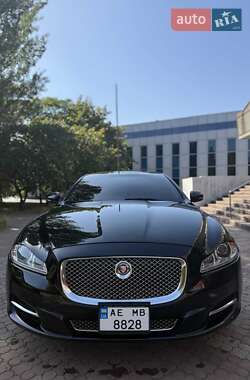 Седан Jaguar XJ 2015 в Кривом Роге