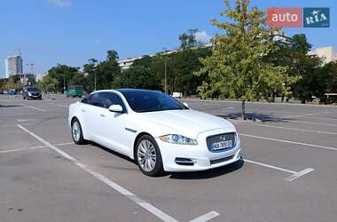 Седан Jaguar XJ 2013 в Киеве