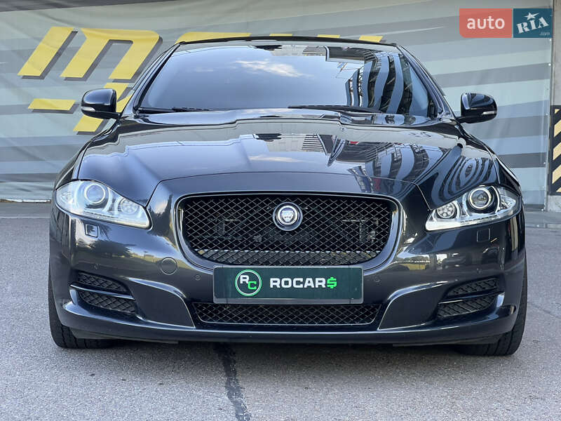 Седан Jaguar XJ 2013 в Києві