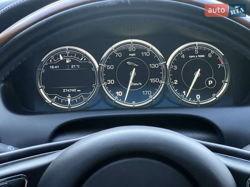 Седан Jaguar XJ 2013 в Києві
