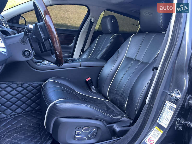 Седан Jaguar XJ 2013 в Києві