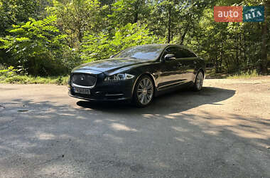 Седан Jaguar XJ 2015 в Києві