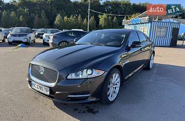 Седан Jaguar XJ 2014 в Львове