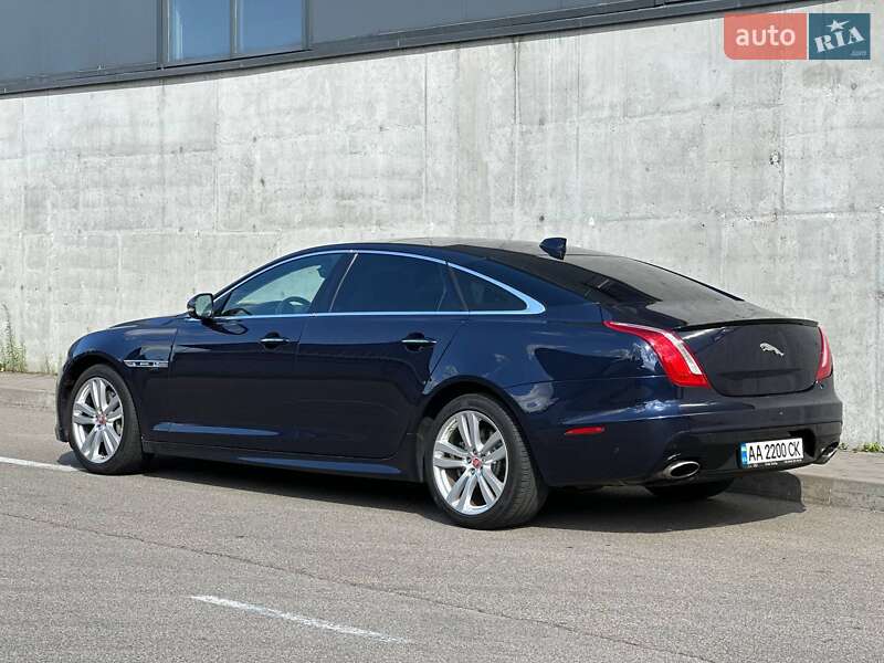 Седан Jaguar XJ 2018 в Киеве