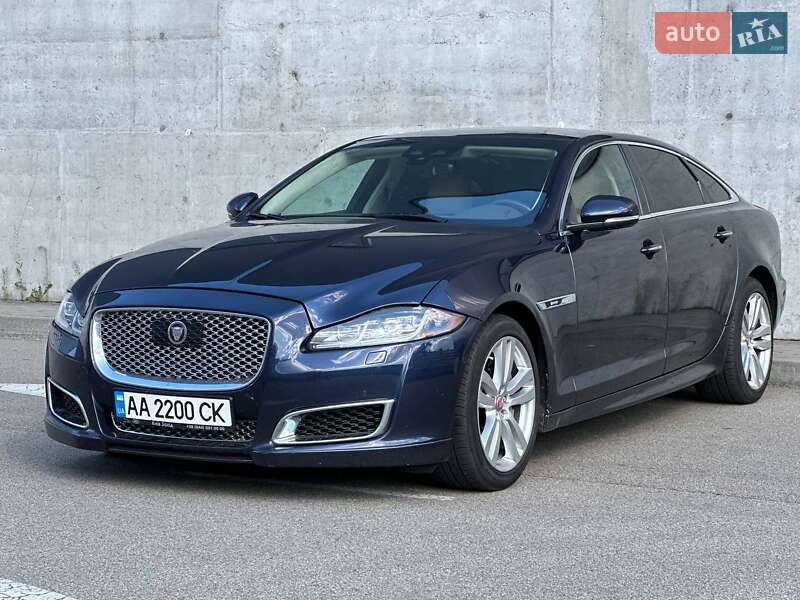 Седан Jaguar XJ 2018 в Киеве