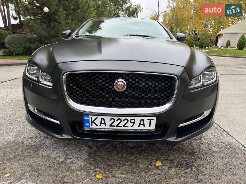 Седан Jaguar XJ 2015 в Києві фото 5 Седан Jaguar XJ 2015 в Києві