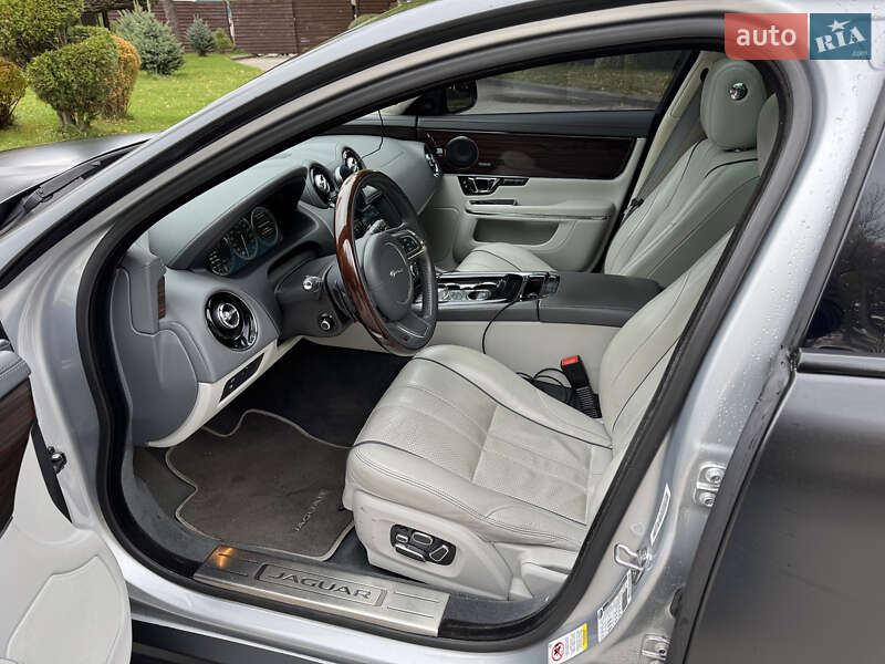 Седан Jaguar XJ 2015 в Києві фото 18 Седан Jaguar XJ 2015 в Києві