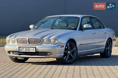 Седан Jaguar XJ 2003 в Івано-Франківську