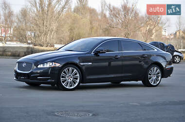 Седан Jaguar XJ 2015 в Киеве