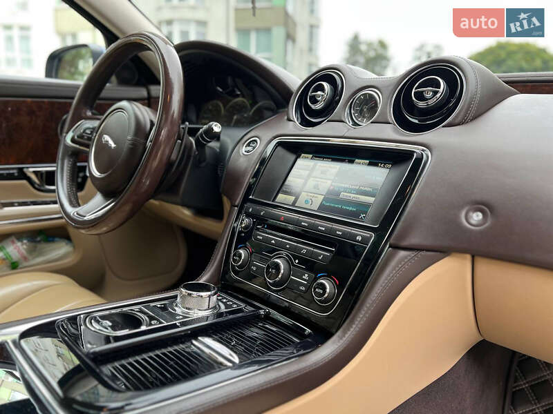 Седан Jaguar XJ 2014 в Богородчанах фото 50 Седан Jaguar XJ 2014 в Богородчанах