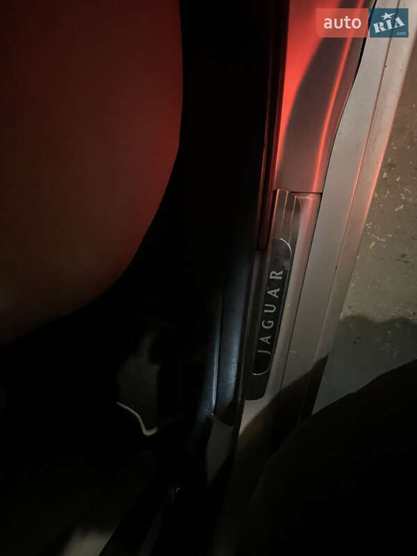 Седан Jaguar XJ 2003 в Ивано-Франковске