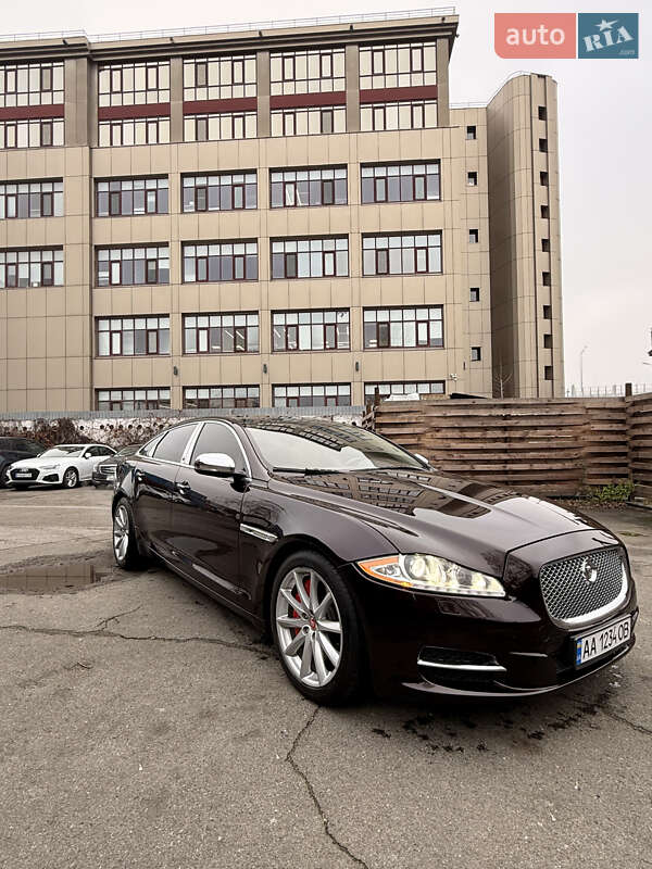 Седан Jaguar XJ 2014 в Києві