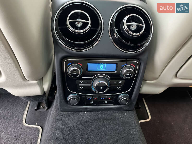 Седан Jaguar XJ 2014 в Івано-Франківську