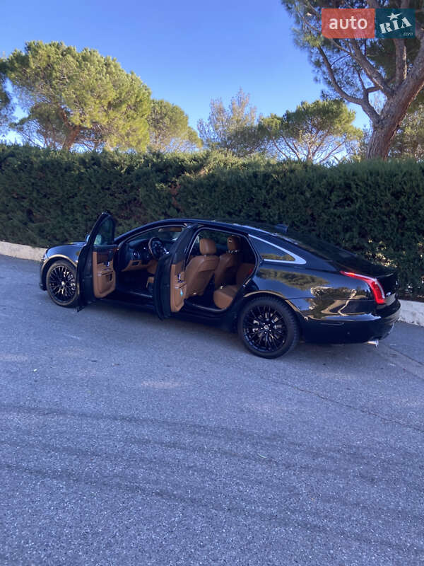 Седан Jaguar XJ 2016 в Львове фото 55 Седан Jaguar XJ 2016 в Львове