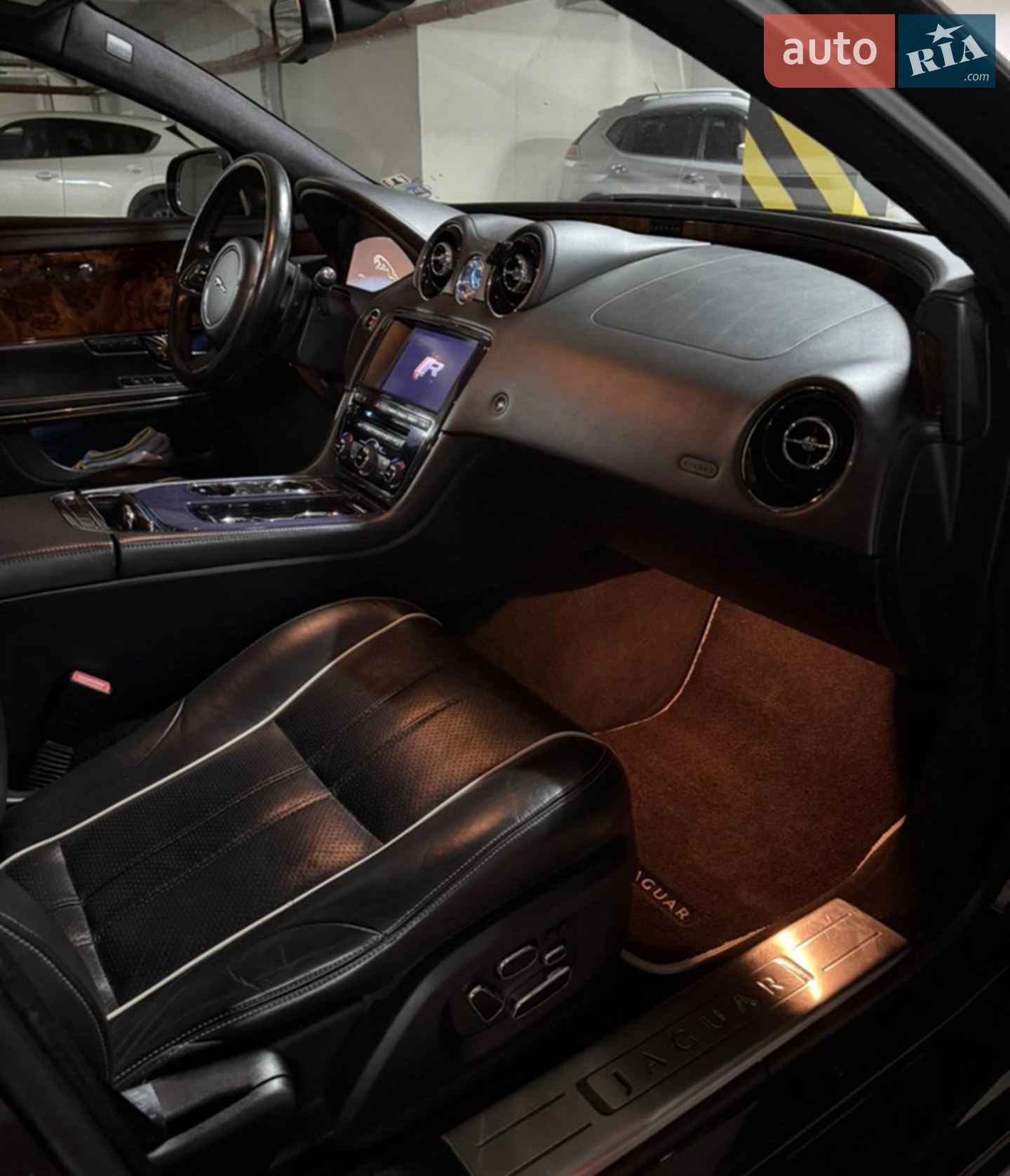 2012 Jaguar XJ - мініатюра 14