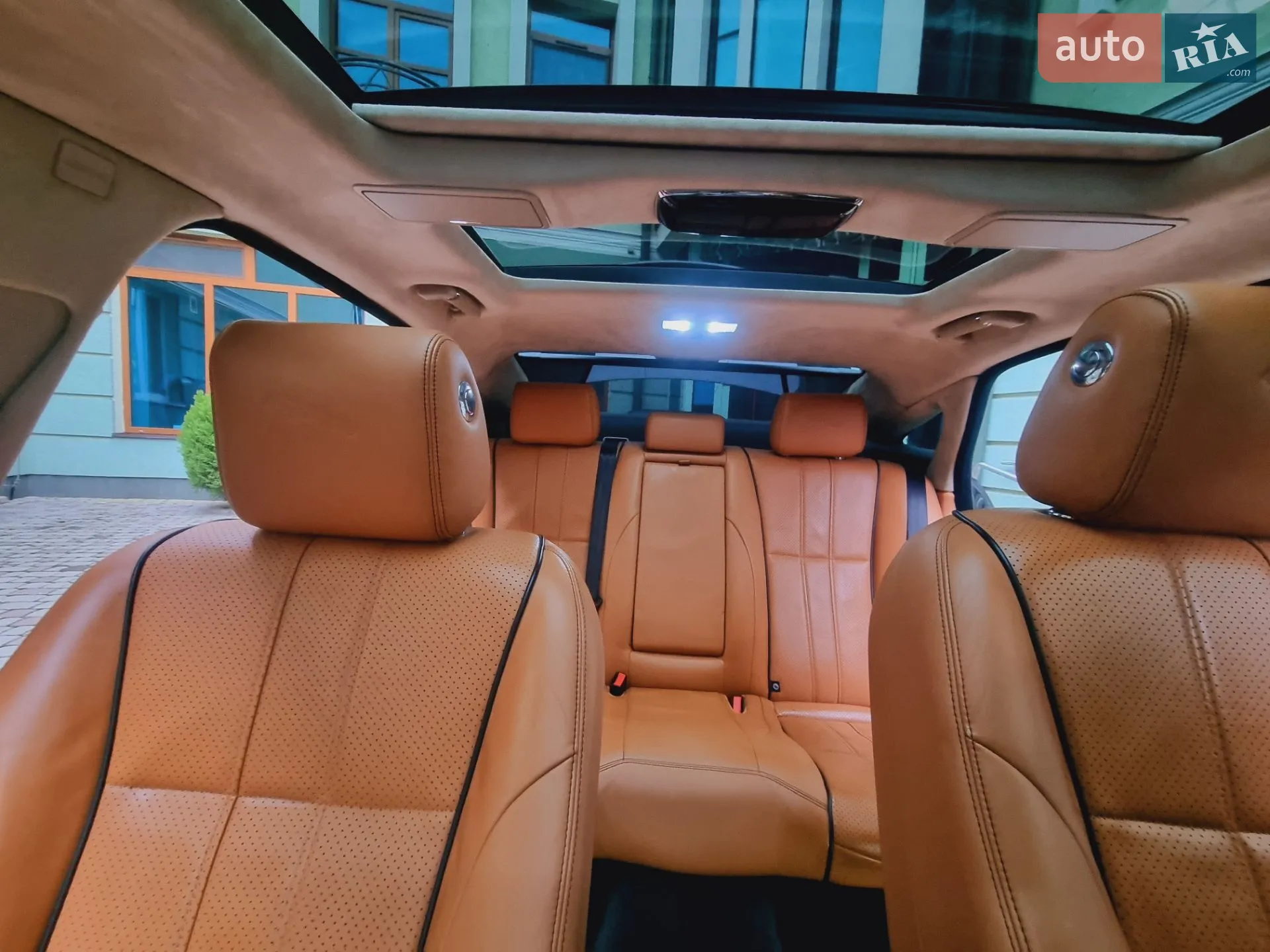 2010 Jaguar XJ - мініатюра 19