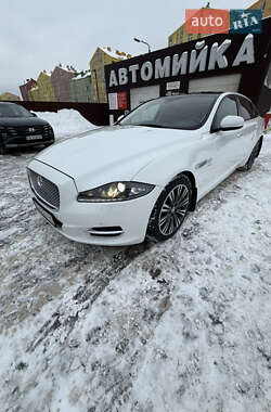 Седан Jaguar XJ 2013 в Славянске