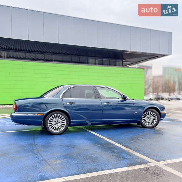Седан Jaguar XJ 2007 в Киеве
